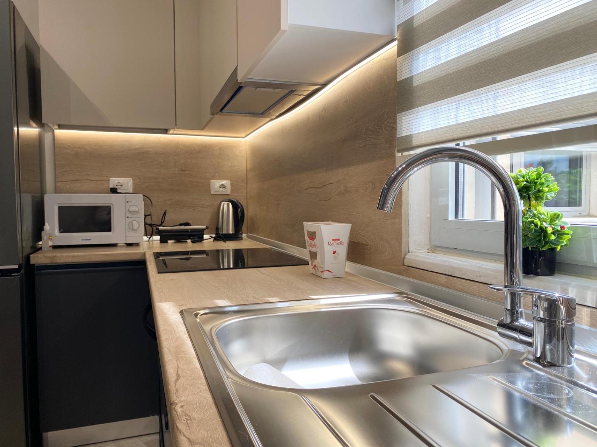 Central Cozy Apartment 地拉那 外观 照片