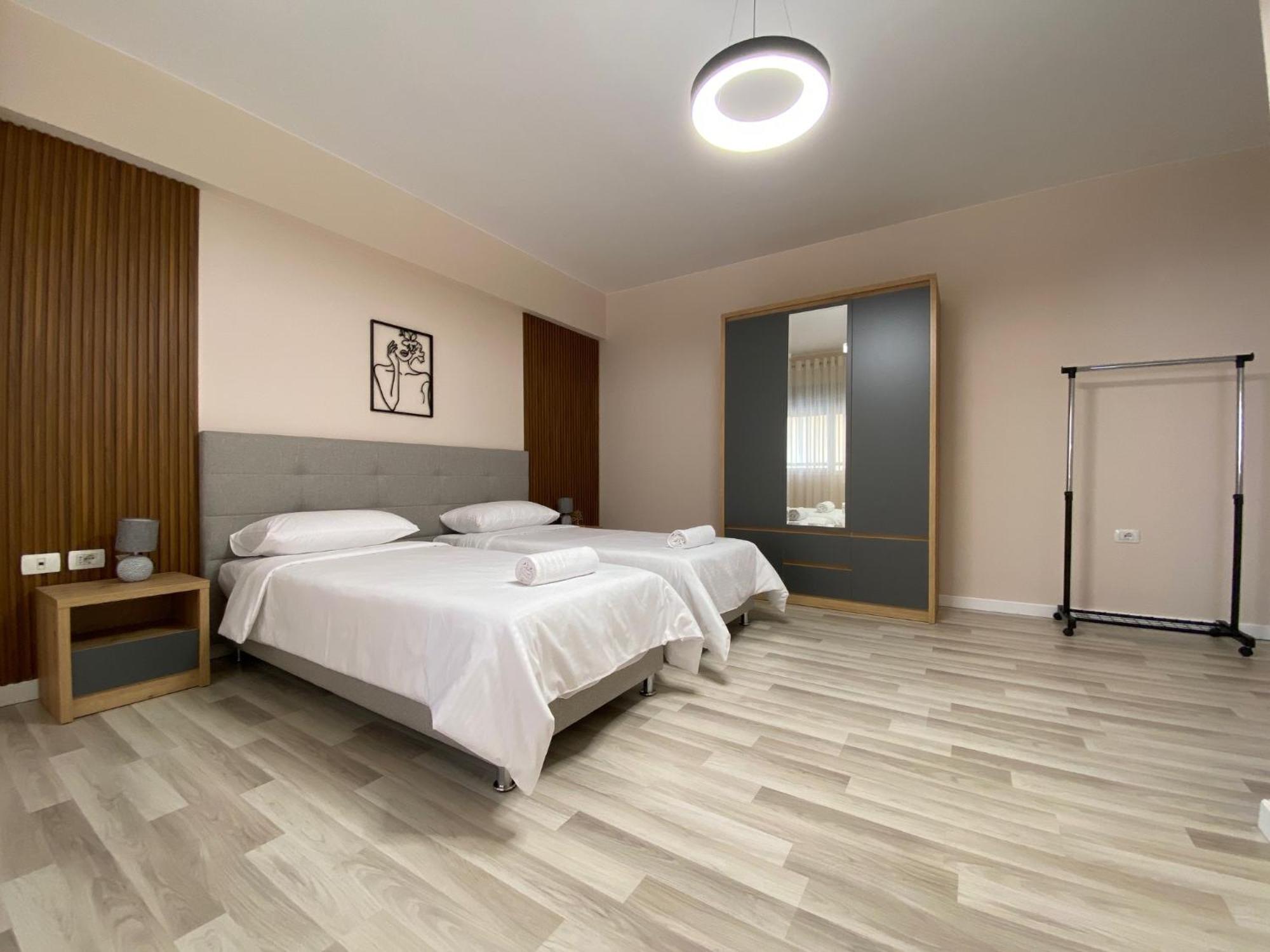 Central Cozy Apartment 地拉那 外观 照片